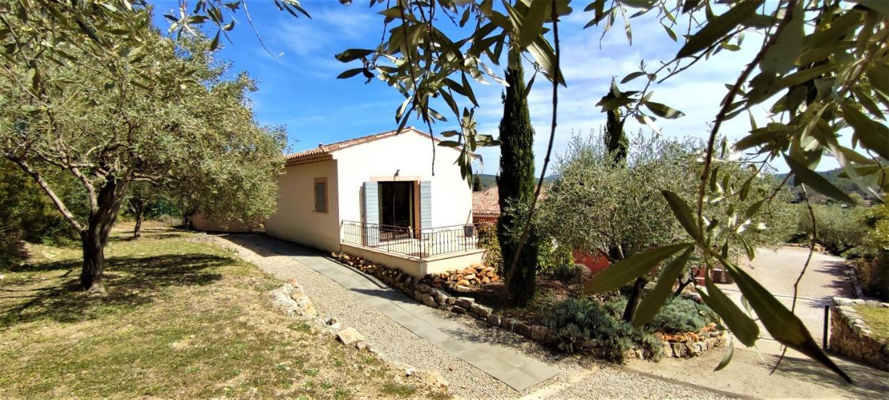 O Patio Du Mas Bed and Breakfast Callas Exterior foto